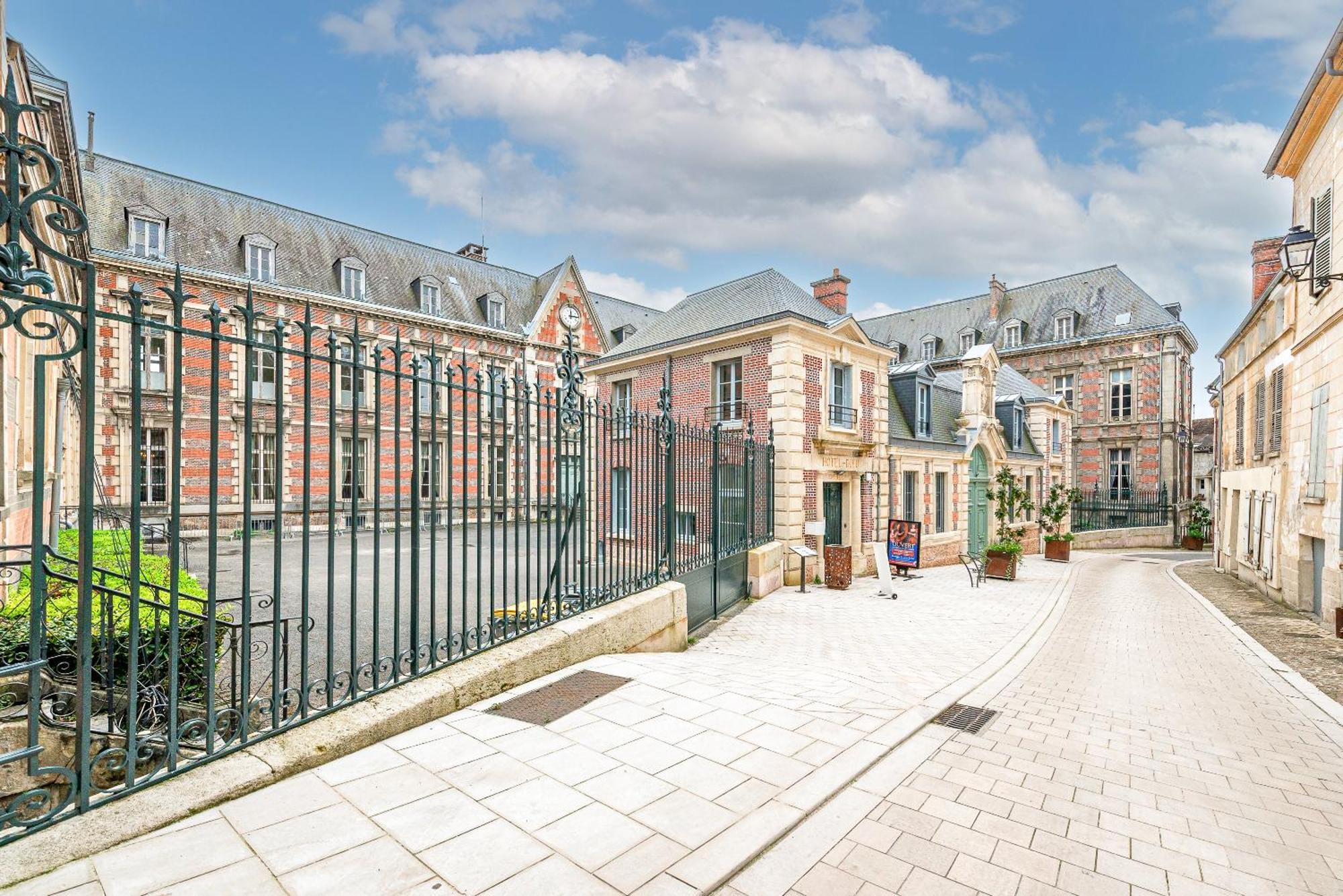 Esope By Kleidos-Ravissant T2 En Plein Centre De Château-Thierry Eksteriør billede